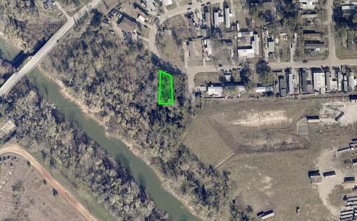 Pictures of Land property located at 11406 S Spicewood Ln, Houston, TX 77044 for sales - image #1