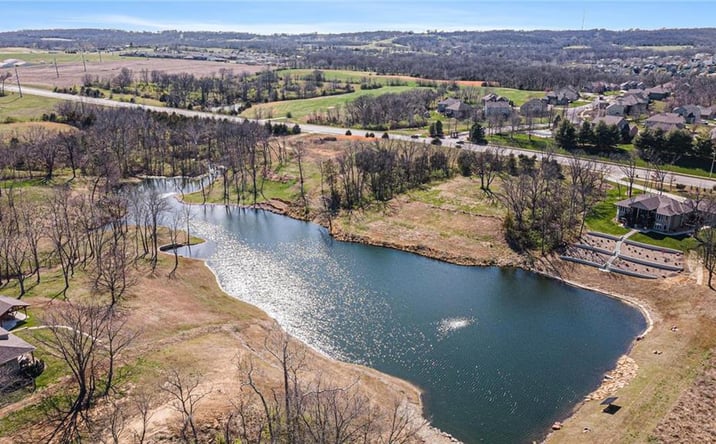 Pictures of Land, Multifamily property located at 3903 S 20th Street, Leavenworth, KS 66048 for sales - image #1