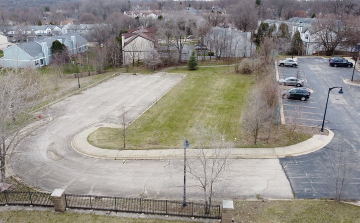 Pictures of Land property located at 1188 E Algonquin Rd, Algonquin, IL 60102 for sales - image #1