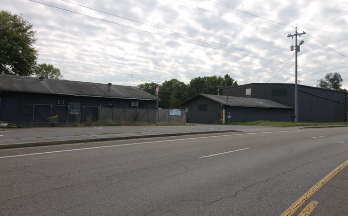 Pictures of Industrial property located at 808 N Lynn Ave, Elizabethton, TN 37643 for sales - image #1
