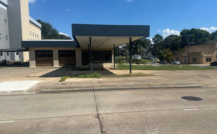 Pictures of Retail property located at 1557 Line Ave, Shreveport, LA 71101 for sales - image #1