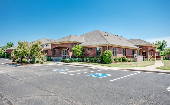 Pictures of Office property located at 1018 NW 24th Ave, Norman, OK 73069 for sales - image #1