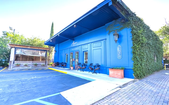 Pictures of Business for Sale, Retail property located at 3206 E De Soto St, Pensacola, FL 32503, 555 Scenic Hwy, Pensacola, FL 32503 for sales - image #1