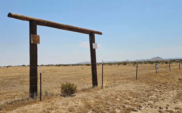 Pictures of Land property located at 20th Street West / Hwy 58, Mojave, CA 93501 for sales - image #1