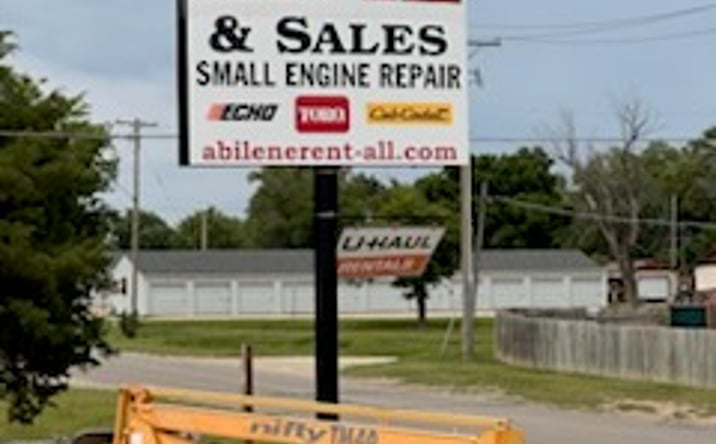 Pictures of Retail property located at 1701 W 1st St, Abilene, KS 67410 for sales - image #1