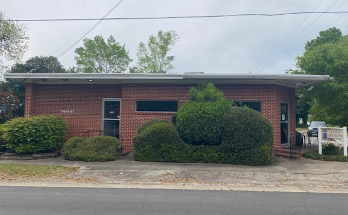 Pictures of Office property located at 101 W Market St, Timmonsville, SC 29161 for sales - image #1