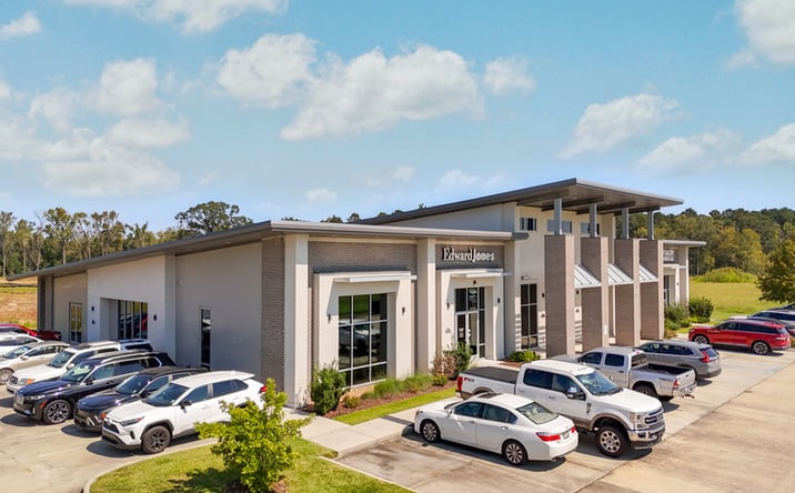 Pictures of Office property located at 9373 Barringer Foreman Rd, Baton Rouge, LA 70817 for sales - image #1