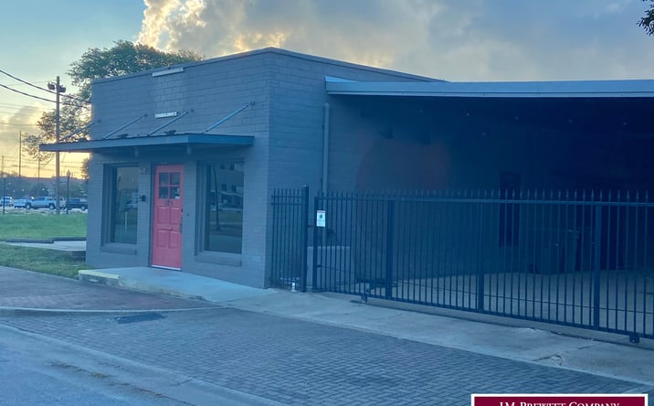 Pictures of Office, Industrial property located at 585 Wall St, Beaumont, TX 77701 for sales - image #1