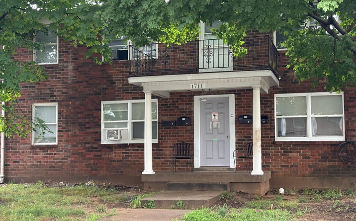 Pictures of Multifamily property located at 1711 Liberty Bell Way, Louisville, KY 40215 for sales - image #1