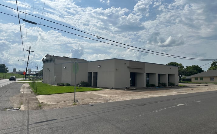 Pictures of Office, Retail property located at 105 W 8th St, Reserve, LA 70084 for sales - image #1