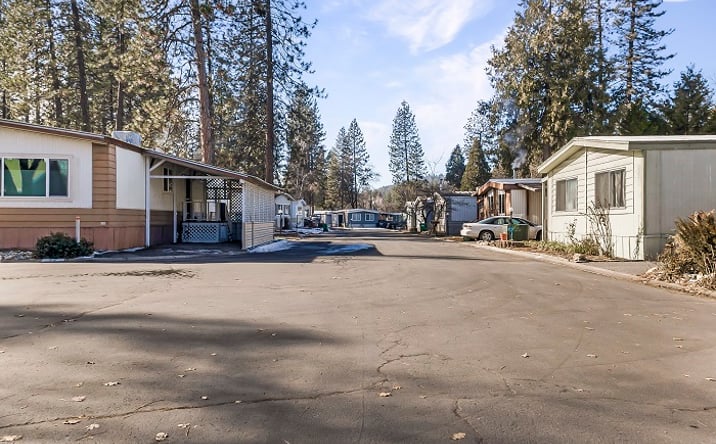 Pictures of Mobile Home Park property located at 1750 Lee Rd, Quincy, CA 95971 for sales - image #1