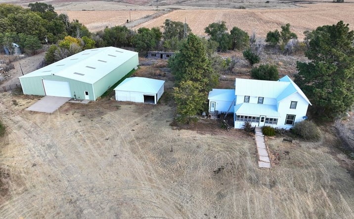 Pictures of Land property located at 73317 Road 381, McCook, NE 69001 for sales - image #1
