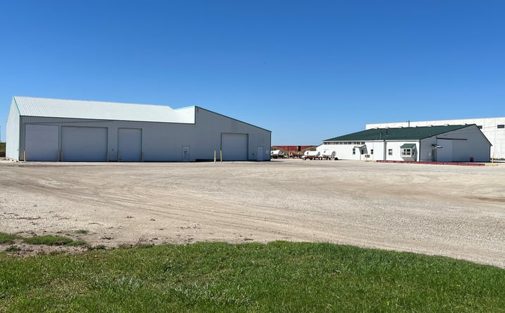 Pictures of Industrial property located at 546 N 1100 W, Wolcott, IN 47995 for sales - image #1