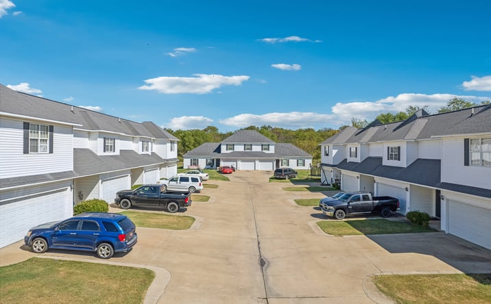 Pictures of Multifamily property located at 7295 E US Hwy 270, McAlester, OK 74501 for sales - image #1