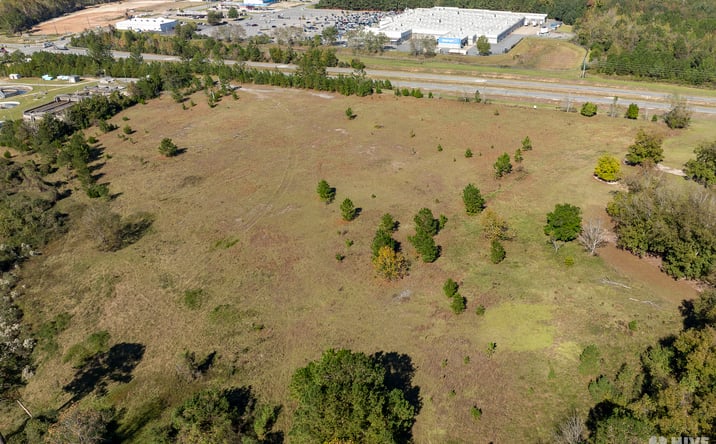 Pictures of Land property located at Griffin Ave, Eastman, GA 31023 for sales - image #1