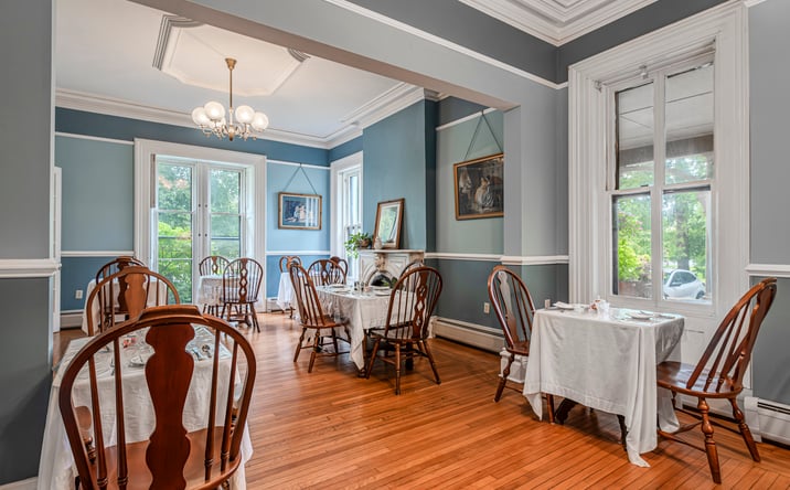 Pictures of Hospitality property located at 1423 Genesee St, Utica, NY 13501 for sales - image #1