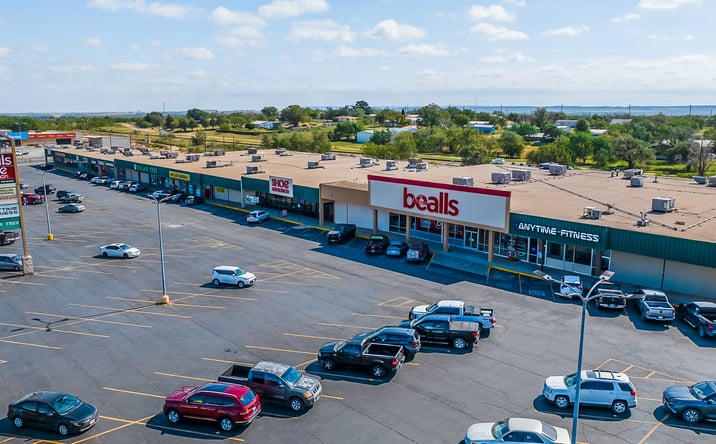 Pictures of Retail property located at 1008 E Broadway Ave, Sweetwater, TX 79556 for sales - image #1