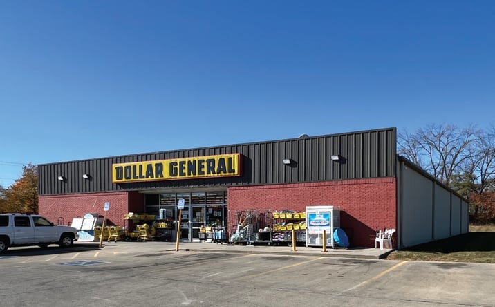 Pictures of Retail property located at 1212 24th St, Eldora, IA 50627 for sales - image #1