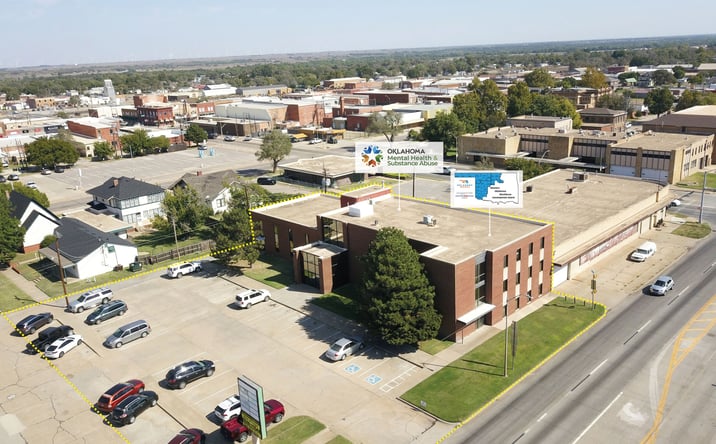Pictures of Retail, Multifamily, Office property located at 1222 10th St, Woodward, OK 73801 for sales - image #1