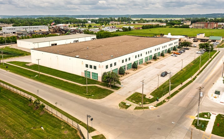 Pictures of Industrial property located at 900 Avenue H, Carter Lake, IA 51510 for sales - image #1