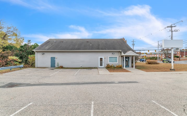 Pictures of Office, Retail property located at 1361 Memorial Dr, Chicopee, MA 01022 for sales - image #1