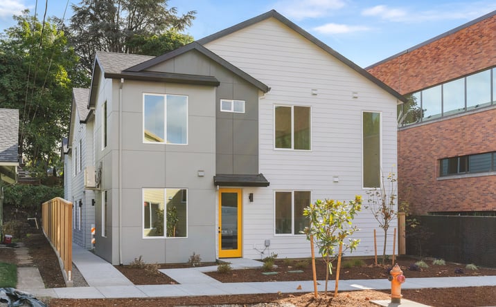 Pictures of Multifamily property located at 1318 NE 46th Ave, Portland, OR 97213 for sales - image #1