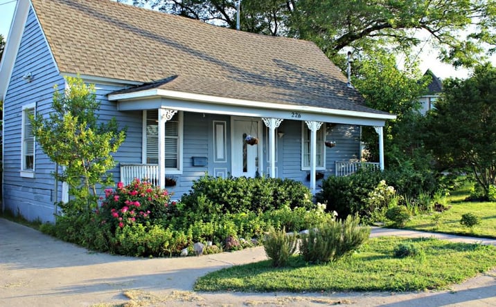 Pictures of Mixed Use, Office, Retail property located at 226 Elm St, McKinney, TX 75069 for sales - image #1