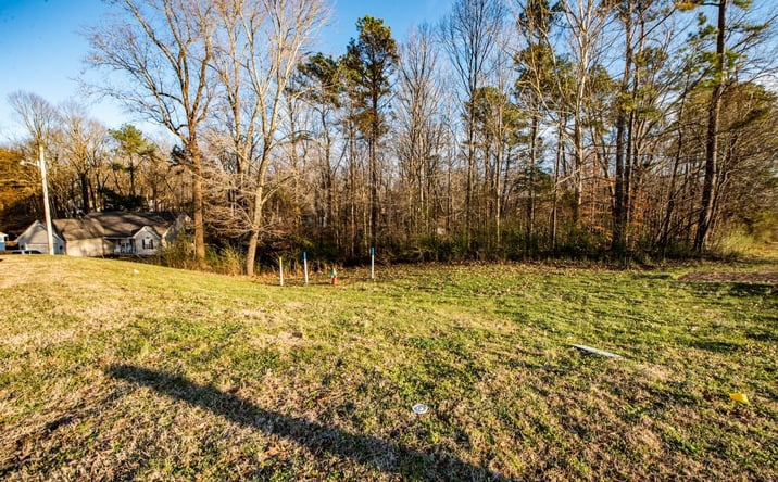 Pictures of Land property located at LOT 31 STONE HEDGE Drive, Lexington, TN 38351 for sales - image #1