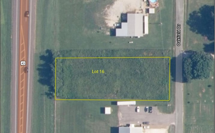 Pictures of Land property located at Lot 16 Oakfield Drive, Martin, TN 38237 for sales - image #1