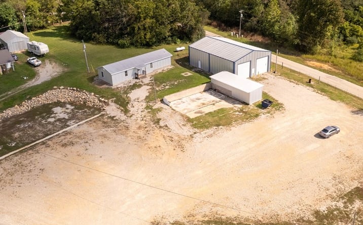 Pictures of Retail, Office, Land property located at 966 Nettleton Ave, Thayer, MO 65791 for sales - image #1