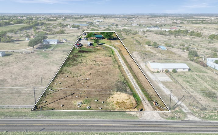 Pictures of Land property located at 2350 N Louisiana Dr, Celina, TX 75009 for sales - image #1