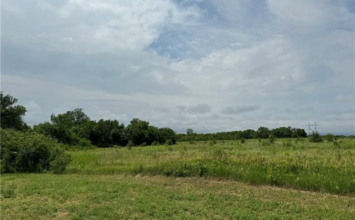 Pictures of Land property located at 3.5 acres near Gander & 91st Terrace, Lenexa, KS 66227 for sales - image #1
