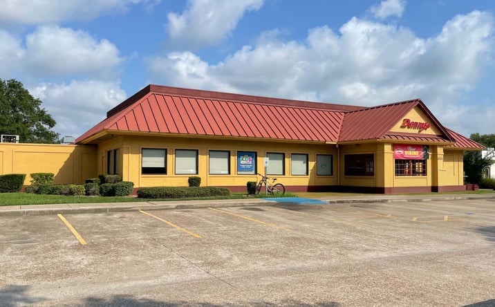 Pictures of Retail, Land property located at 2735 Bay Area Blvd, Houston, TX 77058 for sales - image #1