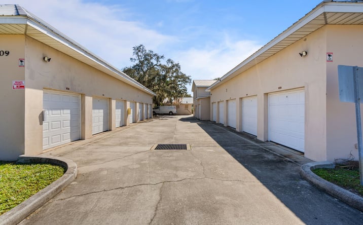 Pictures of Self Storage property located at 109 E New Haven Ave, Melbourne, FL 32901 for sales - image #1