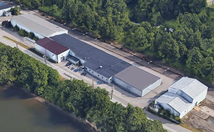 Pictures of Industrial property located at 1020 Industrial Park Rd, New Cumberland, WV 26047 for sales - image #1