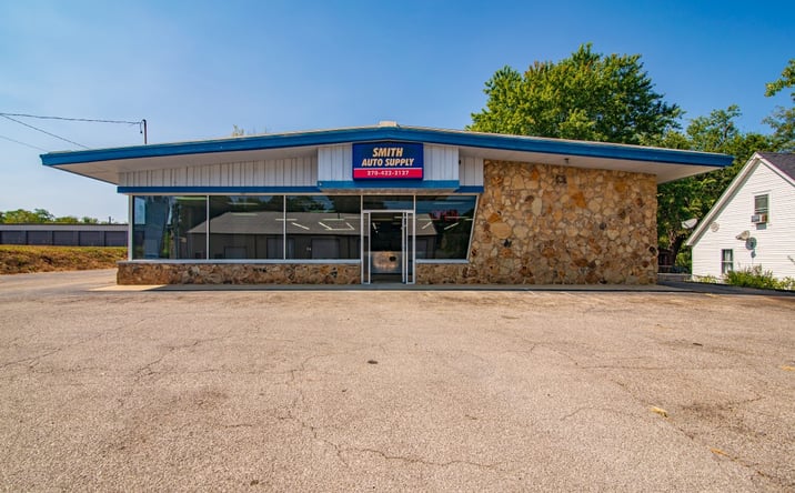 Pictures of Retail property located at 716 High St, Brandenburg, KY 40108 for sales - image #1