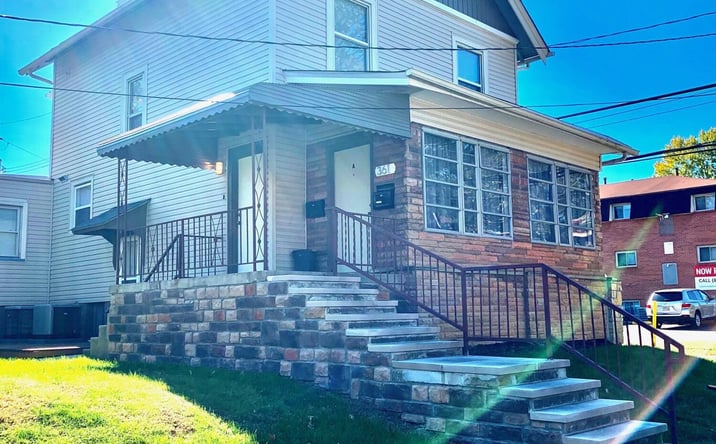 Pictures of Multifamily property located at 361 E 20th Avenue, Columbus, OH 43201 for sales - image #1