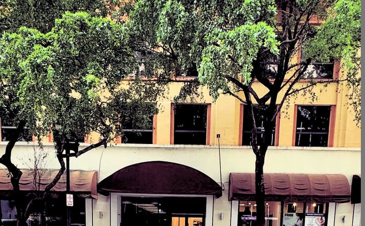 Pictures of Office property located at 168 SE 1st St #1202, Miami, FL 33131 for sales - image #1