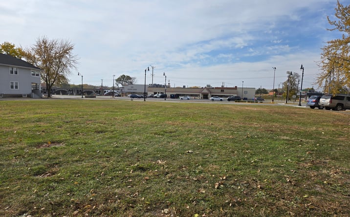 Pictures of Land property located at 504 S Schuyler Ave, Kankakee, IL 60901 for sales - image #1