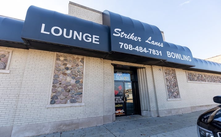 Pictures of Business for Sale property located at 6728 16th St, Berwyn, IL 60402 for sales - image #1