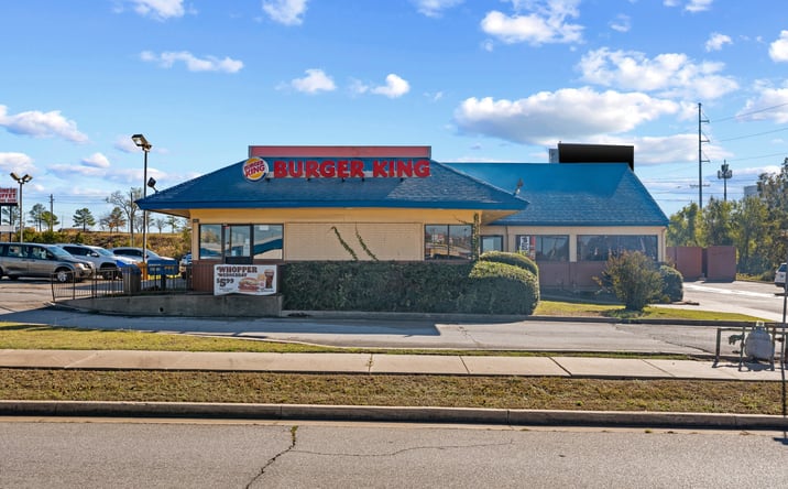 Pictures of Retail property located at 3801 SE Adams Rd, Bartlesville, OK 74006 for sales - image #1