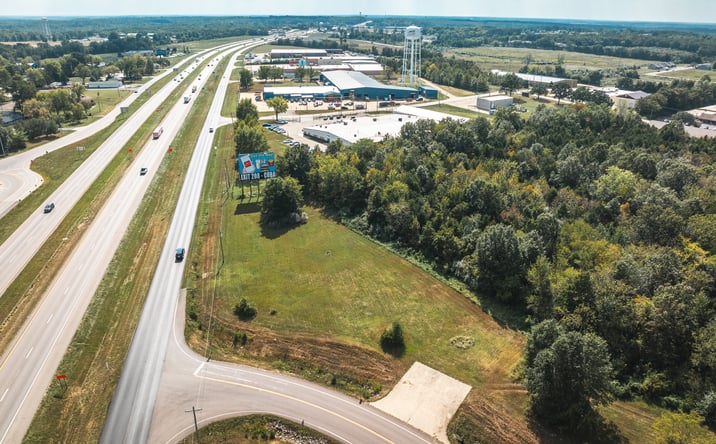 Pictures of Land, Office, Retail property located at 805 N Service Rd W, Sullivan, MO 63080 for sales - image #1