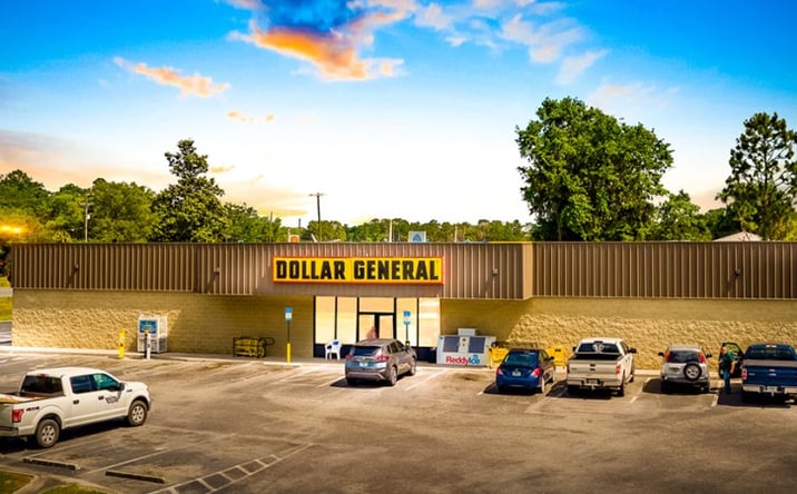 Pictures of Retail property located at 3118 SW Main Blvd, Lake City, FL 32025 for sales - image #1
