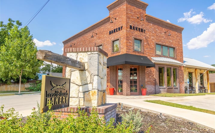 Pictures of Office property located at 301 E Brown St, San Saba, TX 76877 for sales - image #1
