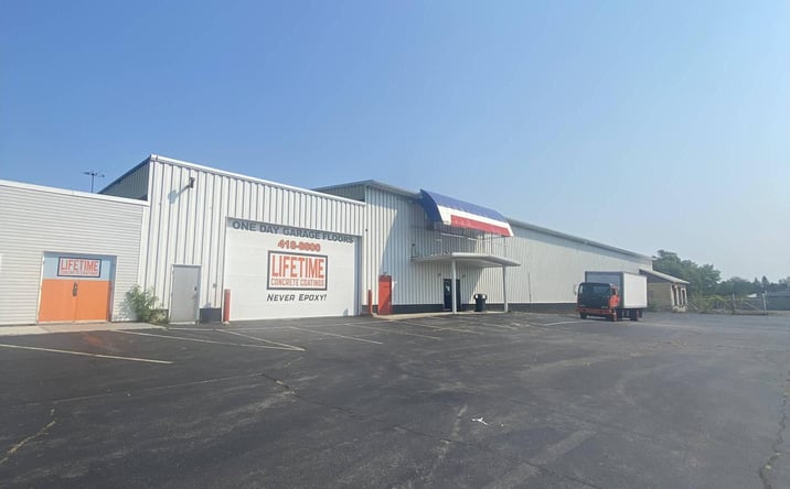 Pictures of Industrial, Retail property located at 960 French Rd, Buffalo, NY 14227 for sales - image #1