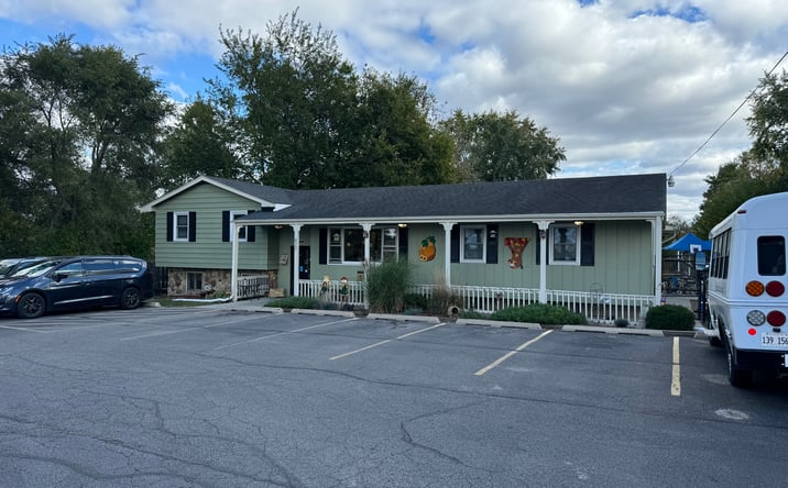 Pictures of Retail property located at 4717 W Crystal Lake Rd, McHenry, IL 60050 for sales - image #1