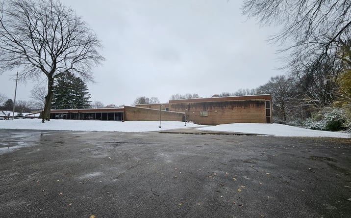 Pictures of Industrial property located at 1001 E Coolspring Ave, Michigan City, IN 46360 for sales - image #1