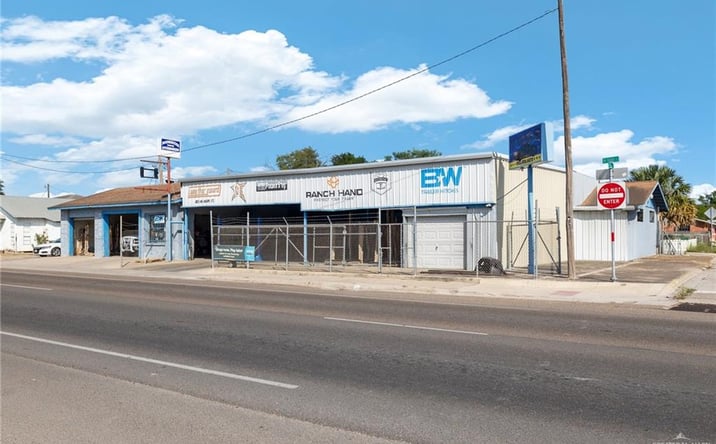 Pictures of Retail, Office, Industrial property located at 401 W Main Street, Rio Grande City, TX 78582 for sales - image #1