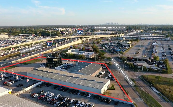 Pictures of Mixed Use, Office, Retail property located at 8245 North Fwy, Houston, TX 77037 for sales - image #1