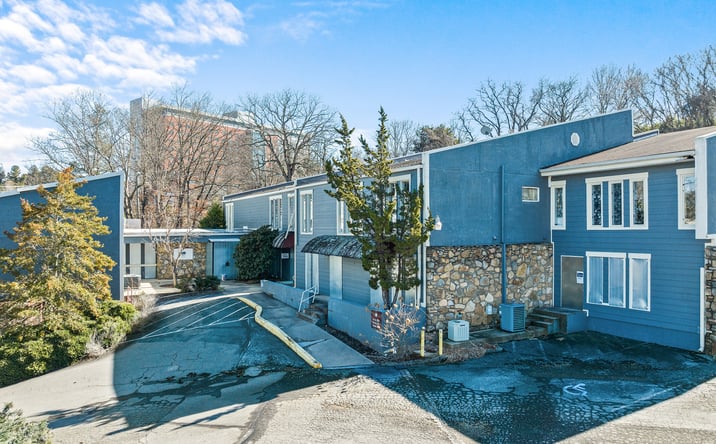 Pictures of Office property located at 131 McDowell St, Asheville, NC 28801 for sales - image #1